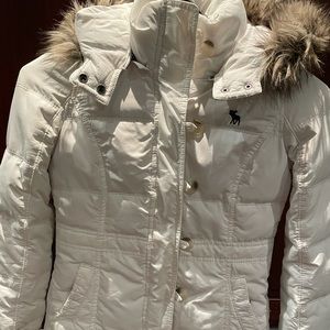 Girls Abercrombie Off White Puffer Jacket